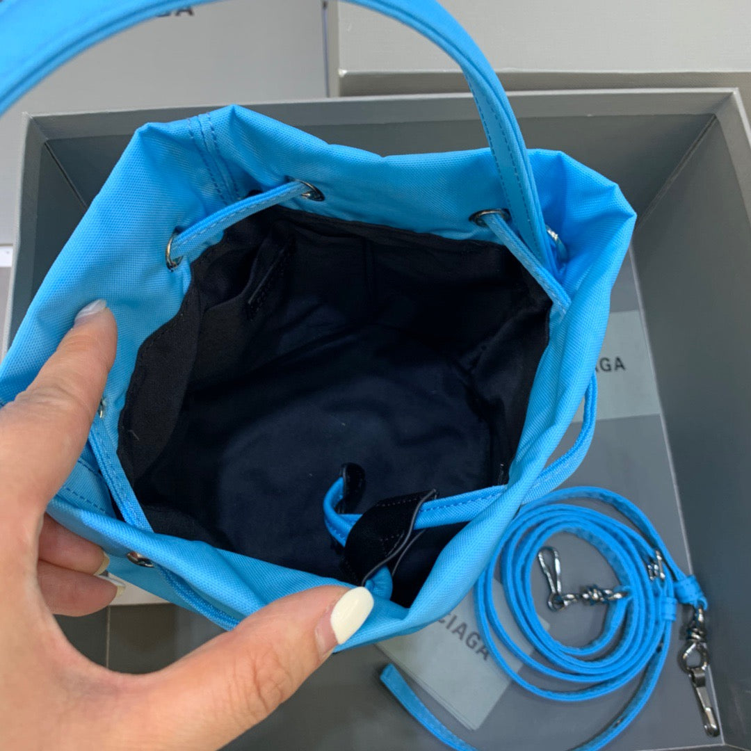 Top Quality Le Cagole MeTop Qualityum Bucket Bag In Light Blue, For Women,  Bags 11.8in/30cm