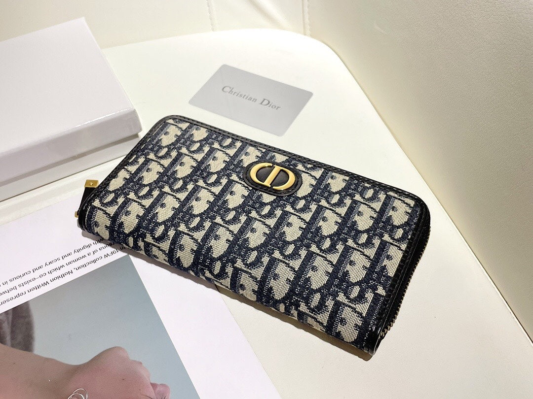 EN - New 1:1 rep  Wallet DIR 008