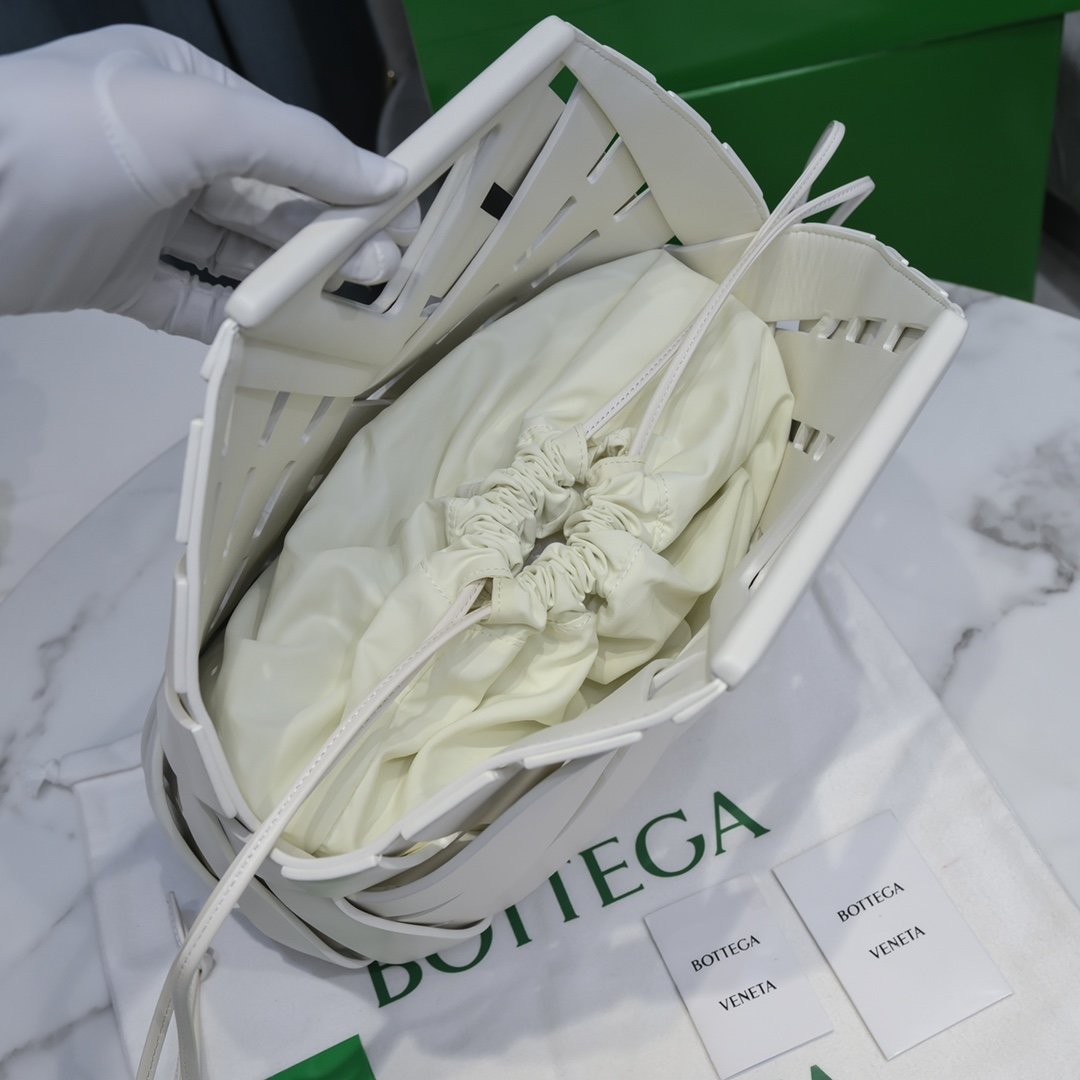 Top Quality Point White, For Women, Bags 9.8in/25cm