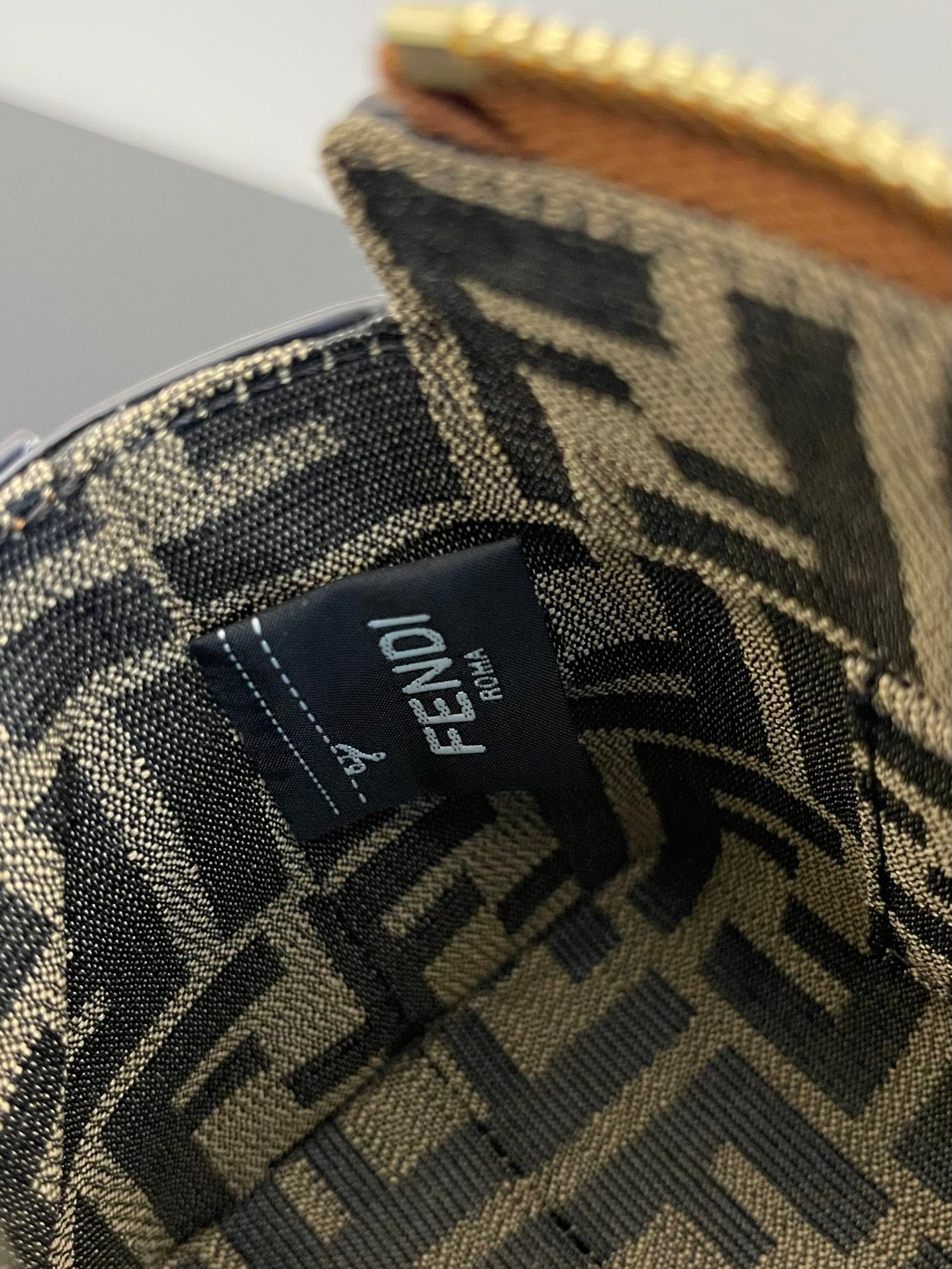 Top QualityTop Quality By The Way Brown Mini Bag For Woman 17cm/6.5in