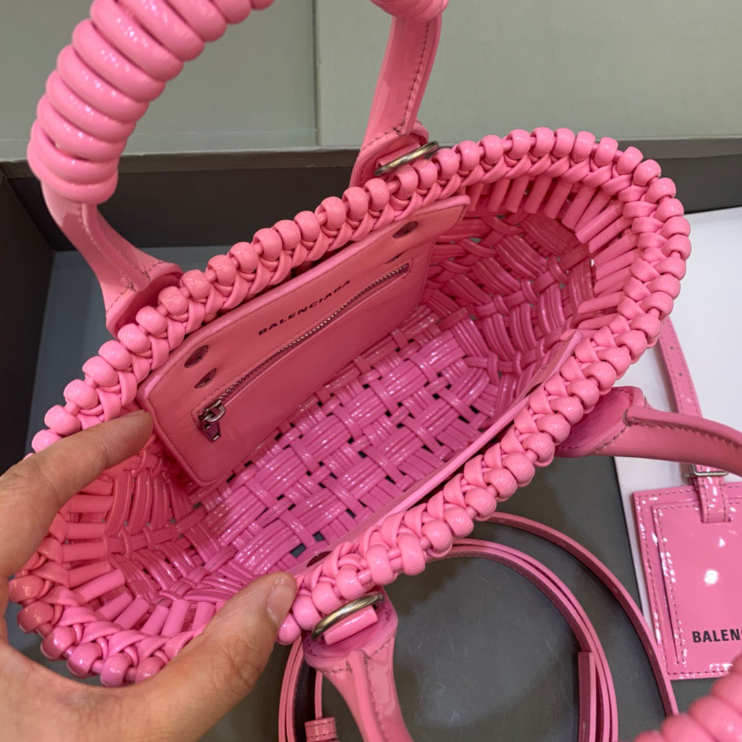 Top Quality Bistro XS Basket With Strap In Pink, For Women,  Bags 16.1in/41cm 6713422IE3Y5812