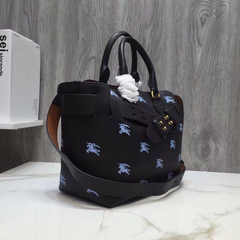 Top Quality The Small Equestrian Knight Top Handle Belt Bag Black For Women, Bags 14in/36cm