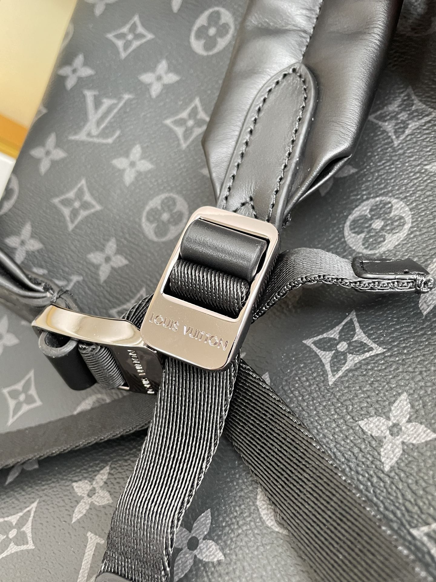 Top Quality Top Qualityscovery Backpack PM Monogram Eclipse Canvas For Men, Bags 40cm Top Quality M43186
