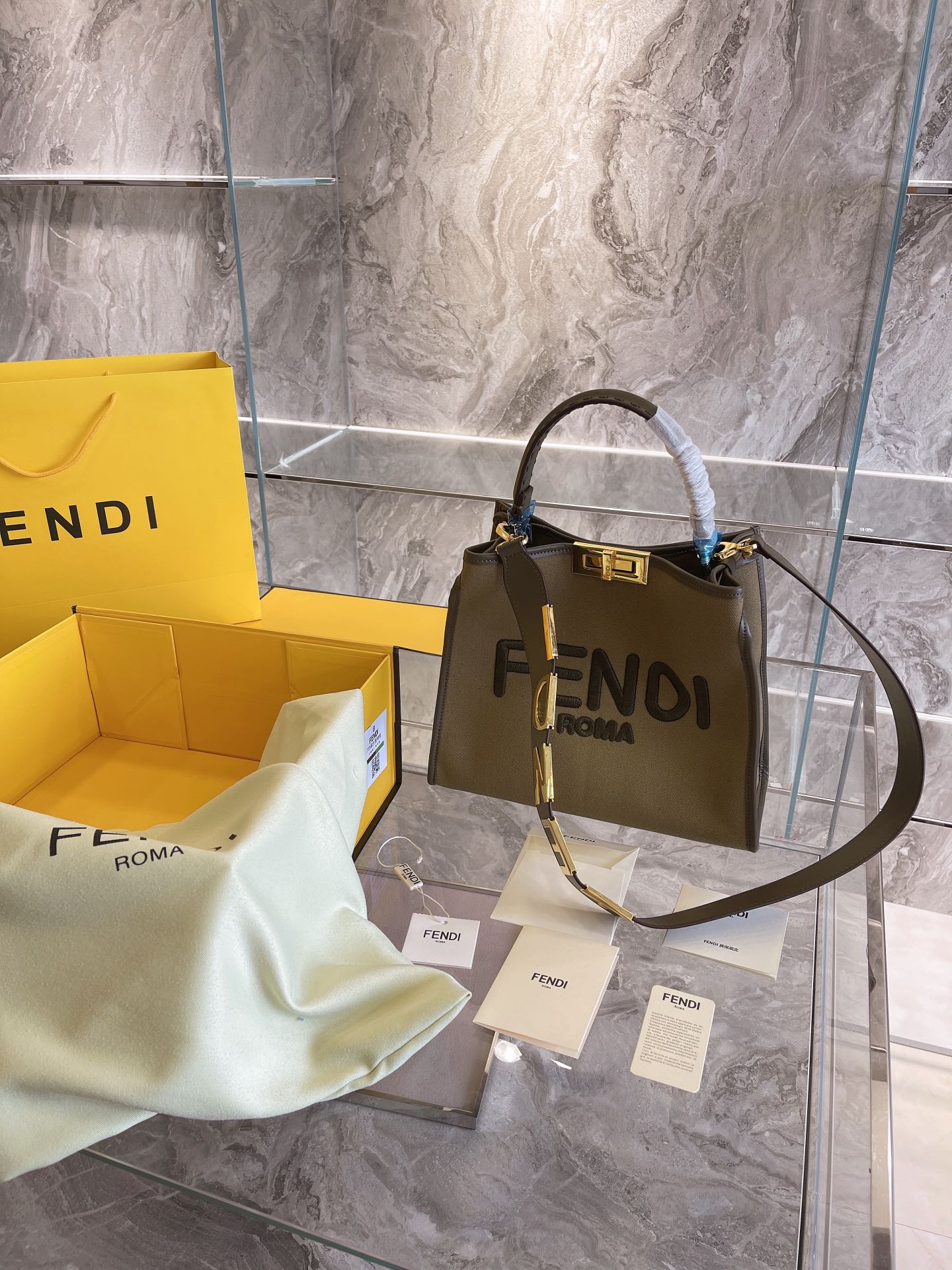 EN - New 1:1 rep  Bags FEI 240