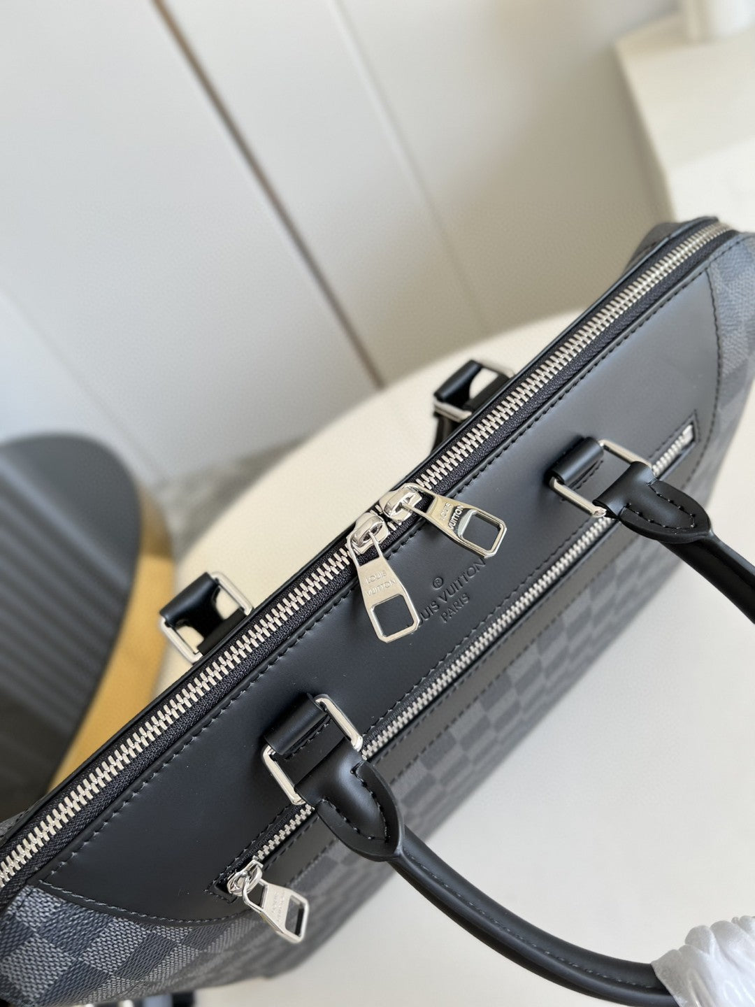 Top Quality Porte Documents Jour Business Bag Damier Graphite For Men, Bags, Shoulder And Crossbody Bags 14.6in/37cm Top Quality N48260