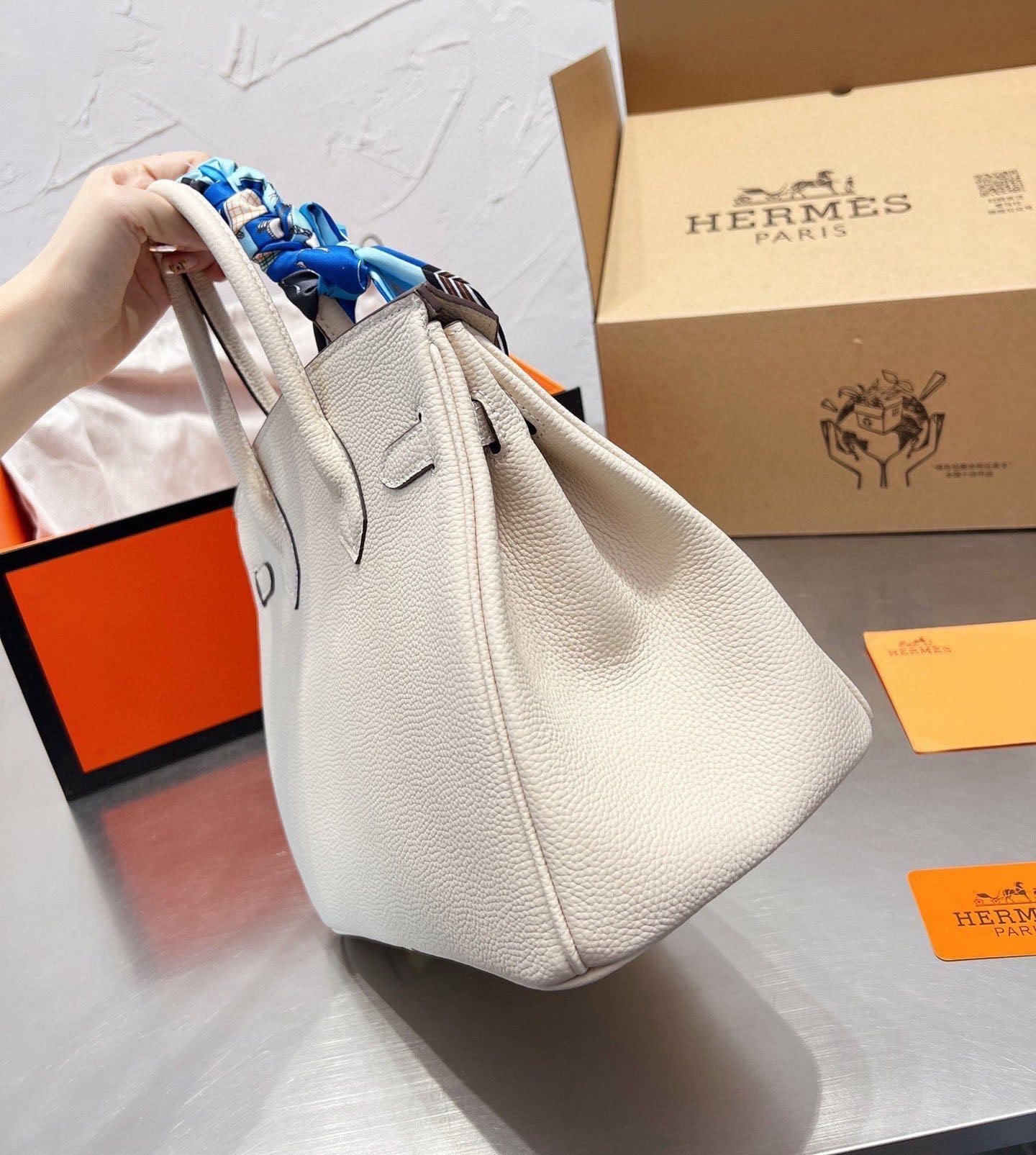 EN - New 1:1 rep  Bags HM 132