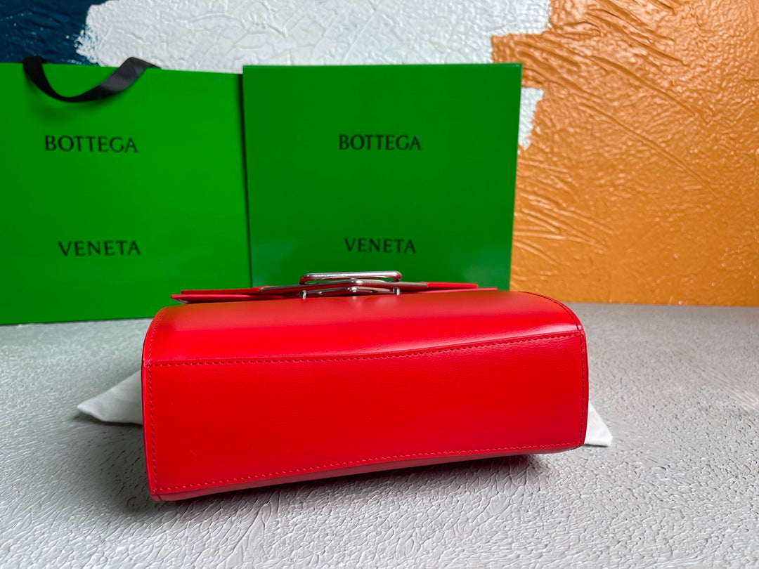 Top Quality Clip Bag Red, For Women, Women’s Bags 9in/23cm