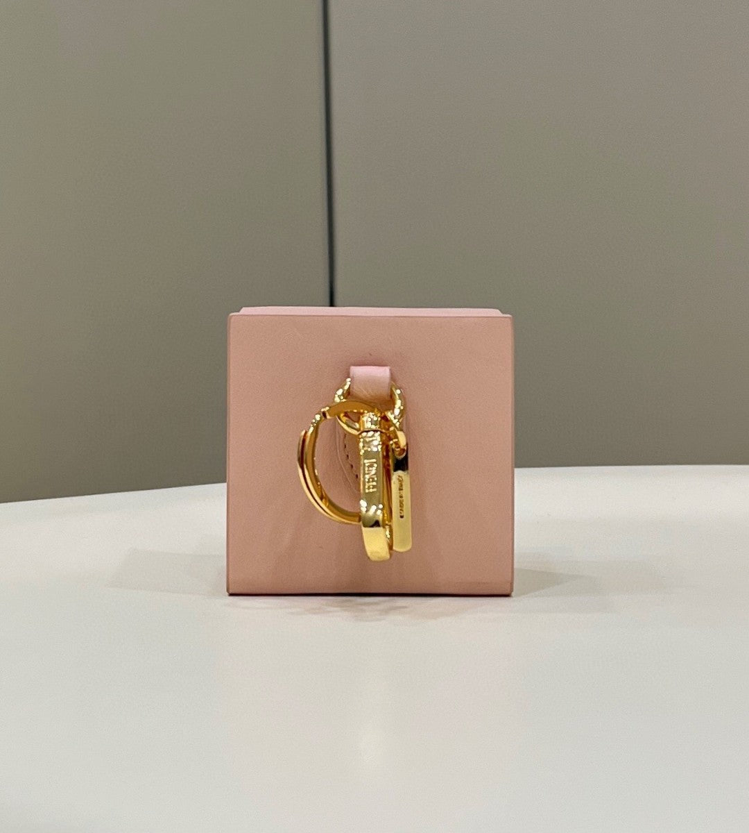 Top QualityTop Quality Logo Box Keychain Pink Charm Bag For Woman 8cm/3in