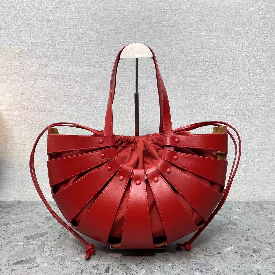 Top Quality MeTop Qualityum Shoulder Bag Red, For Women, Women’s Bags 8.6in/22cm