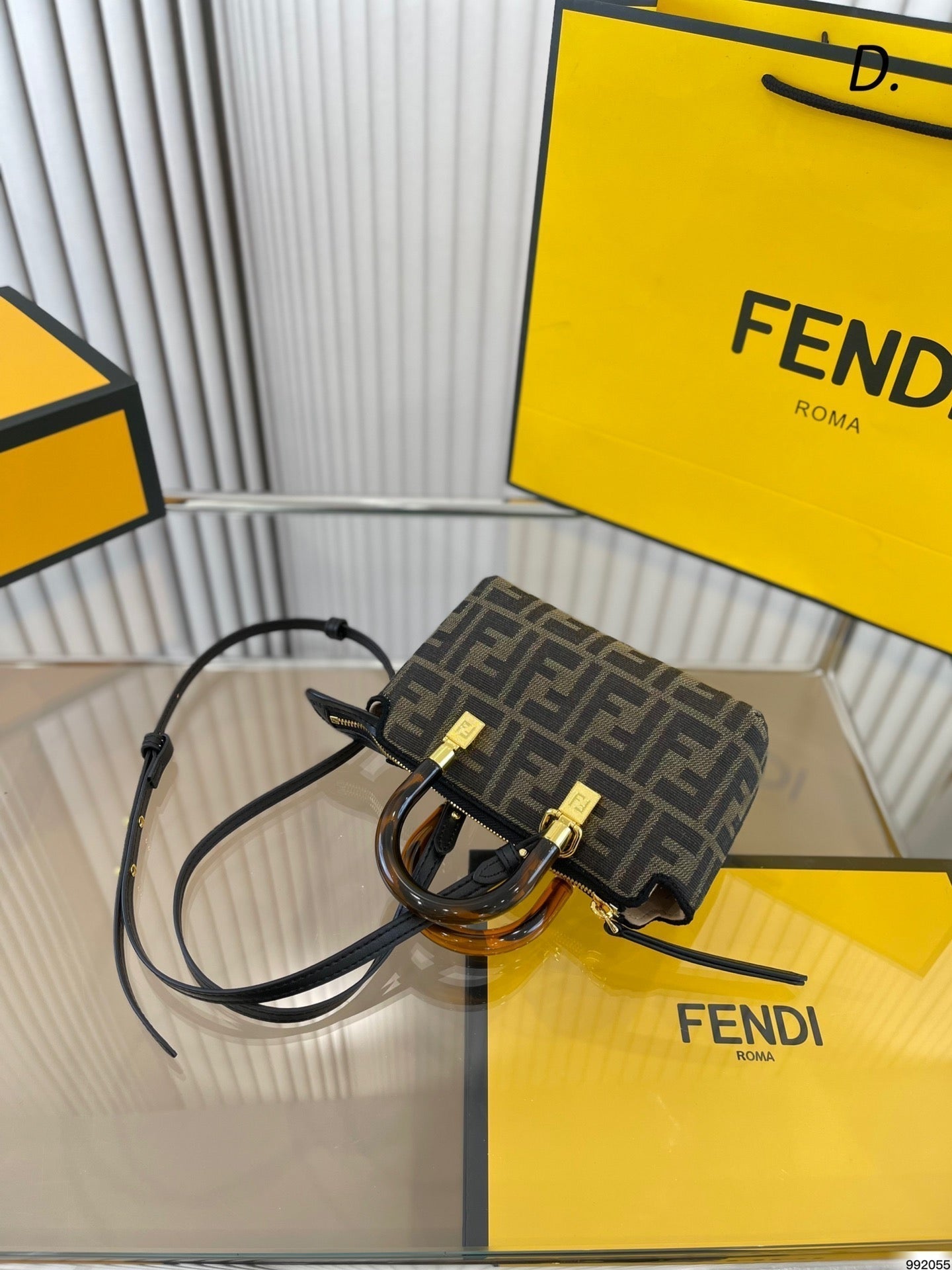EN - New 1:1 rep Lux Bags FEI 276