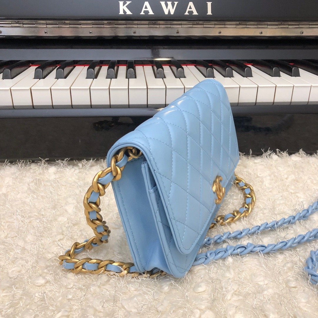 CHLOriginal Small Classic Flap Bag Gold Hardware Blue For Women, Women’s Handbags, Shoulder Bags 7.5in/19cm AP33814