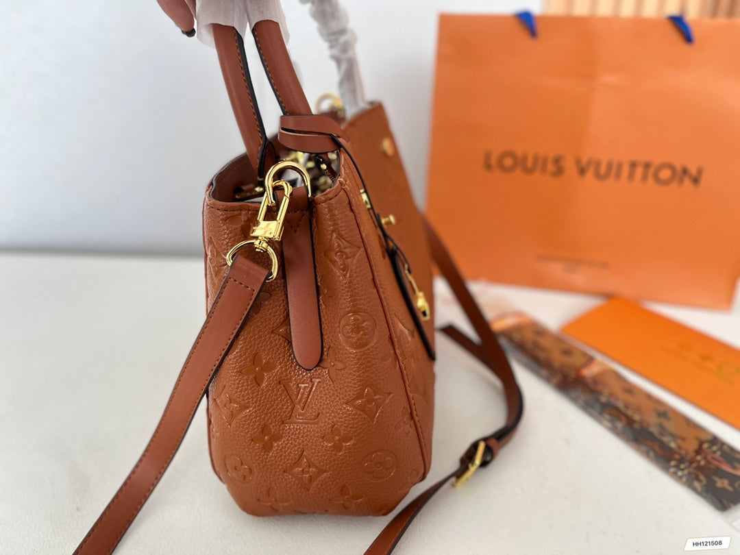EN - New 1:1 rep Lux Bags LUV 527