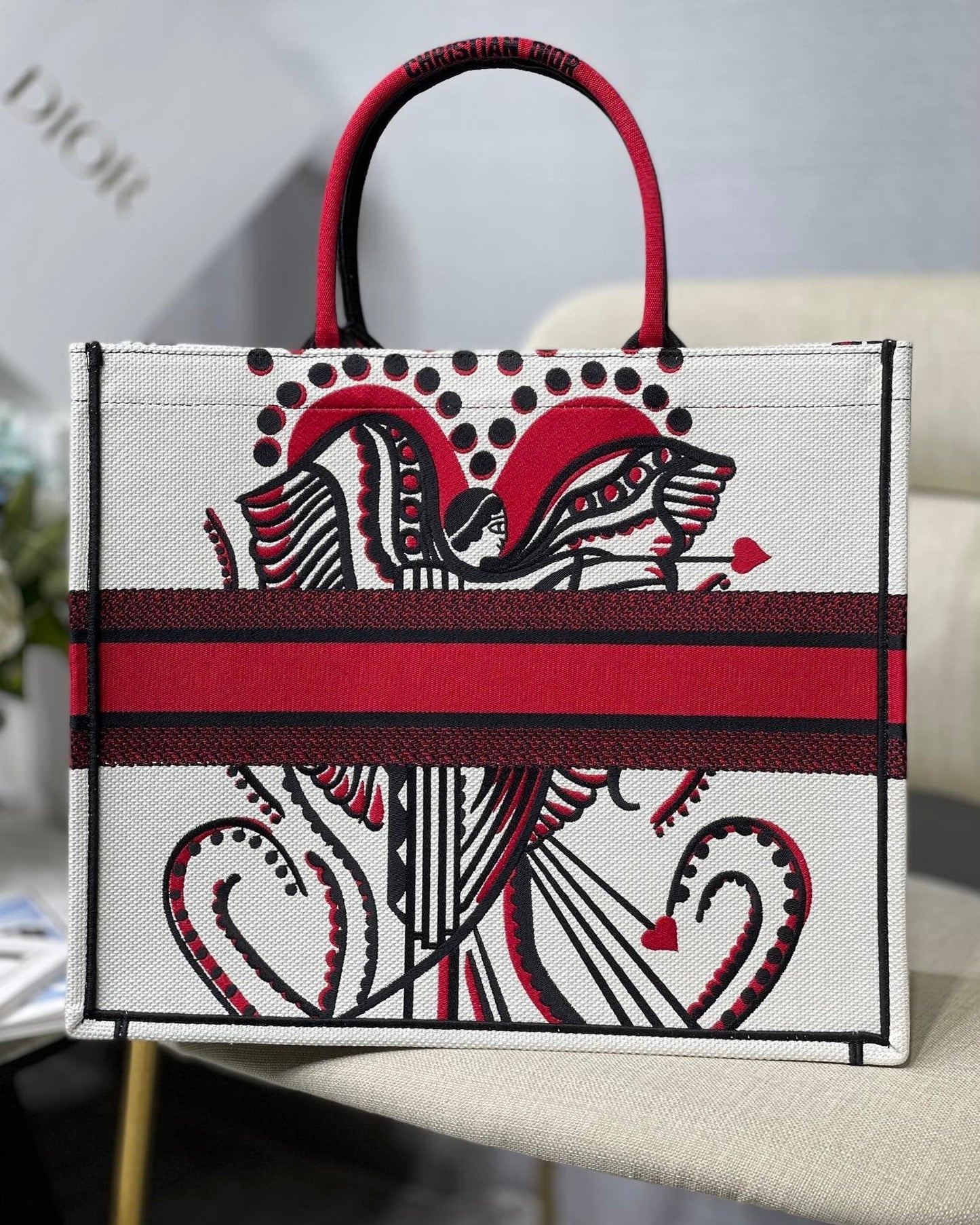 Top Quality MeTop Qualityum Book Tote Latte Multicolor Cupidon Embroidery, Red/White, For Women Womens Handbags, 41cm CD M1296ZTQG_M941