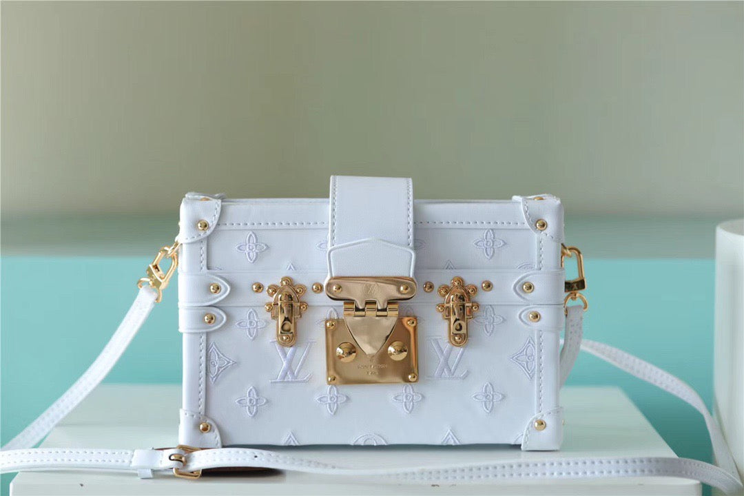 Top Quality Petite Malle Monogram White For Women,  Shoulder And Crossbody Bags 7.9in/20cm Top Quality M20847