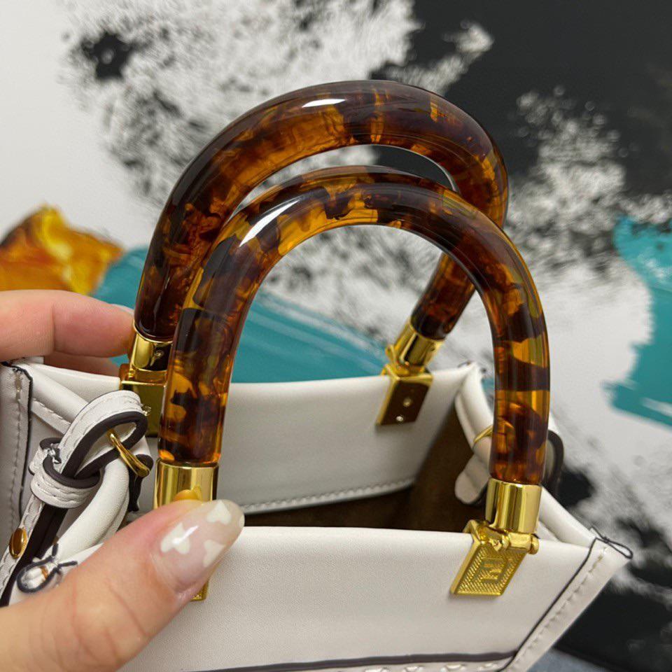 EN - New 1:1 rep  Bags FEI 161