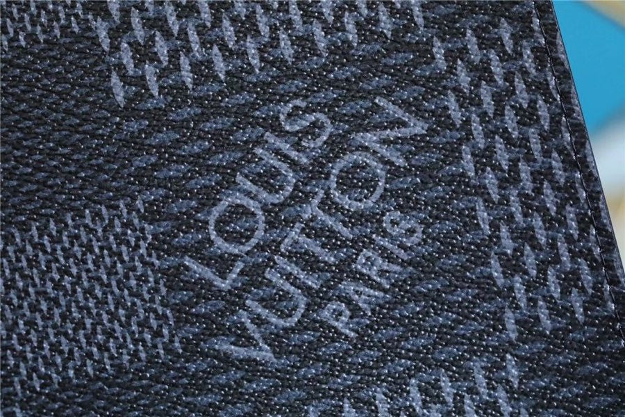 Top Quality Pochette Voyage MM Damier Graphite 3D Canvas Grey For Men, Travel Accessories 27cm Top Quality N60444
