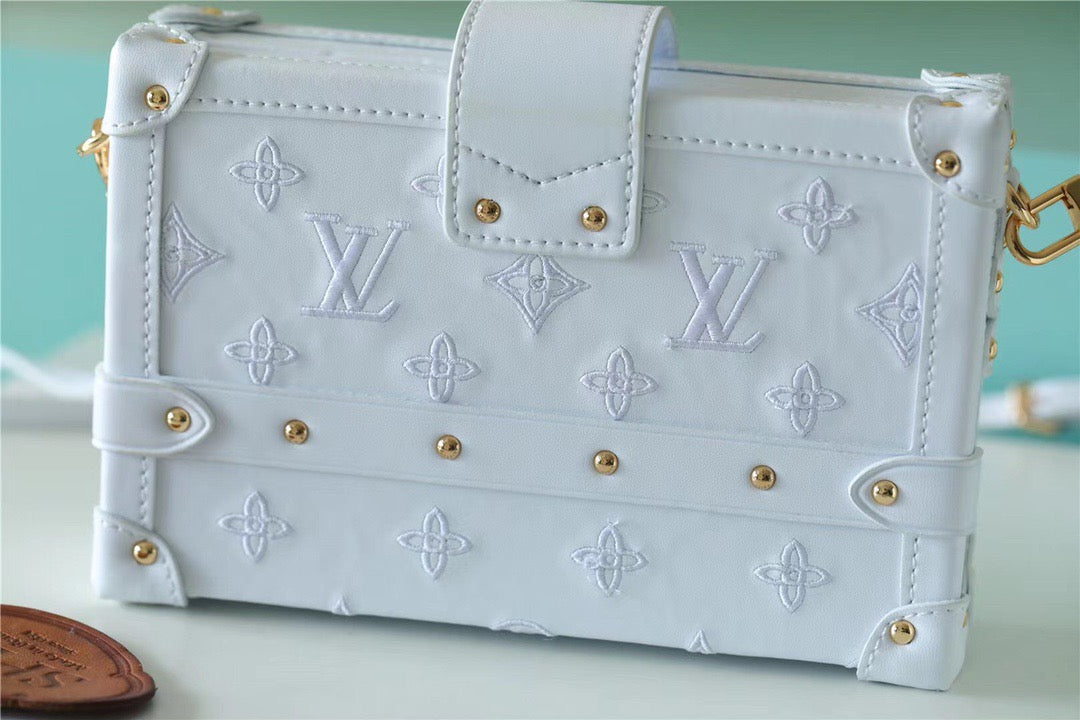 Top Quality Petite Malle Monogram White For Women,  Shoulder And Crossbody Bags 7.9in/20cm Top Quality M20847