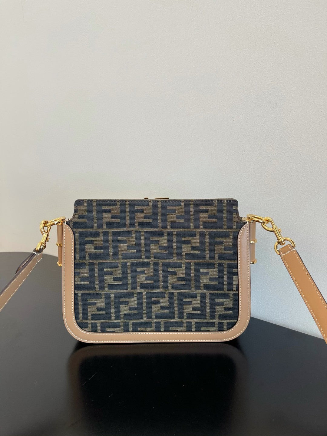 Top QualityTop Quality Touch Brown FF Fabric Bag For Woman 19cm/7.5in 8BT349AGY6F1FSM