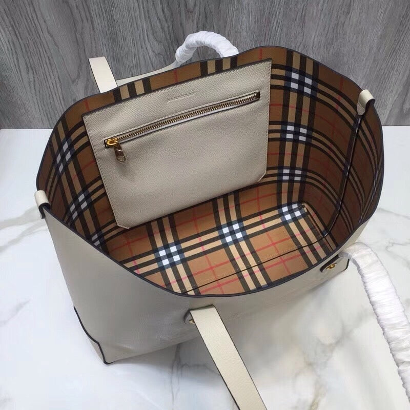 Top Quality Small Embossed Crest Tote White For Women, Bags 13.8in/35cm
