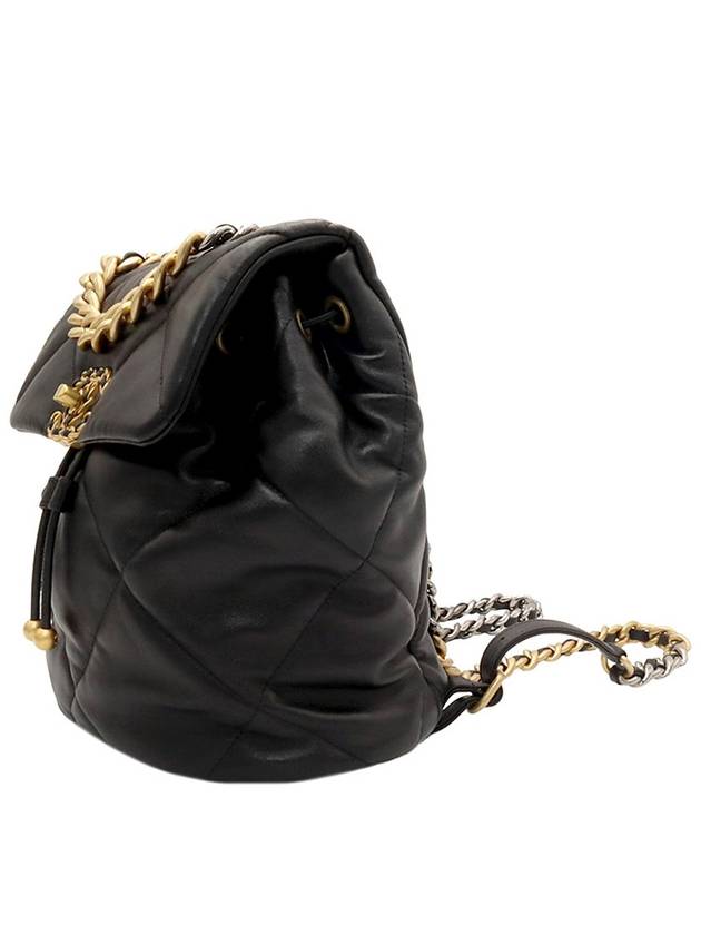 Black lambskin 19 chain backpack Chanel