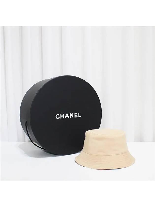 CC Logo Reversible Bucket Hat Beige Chanel