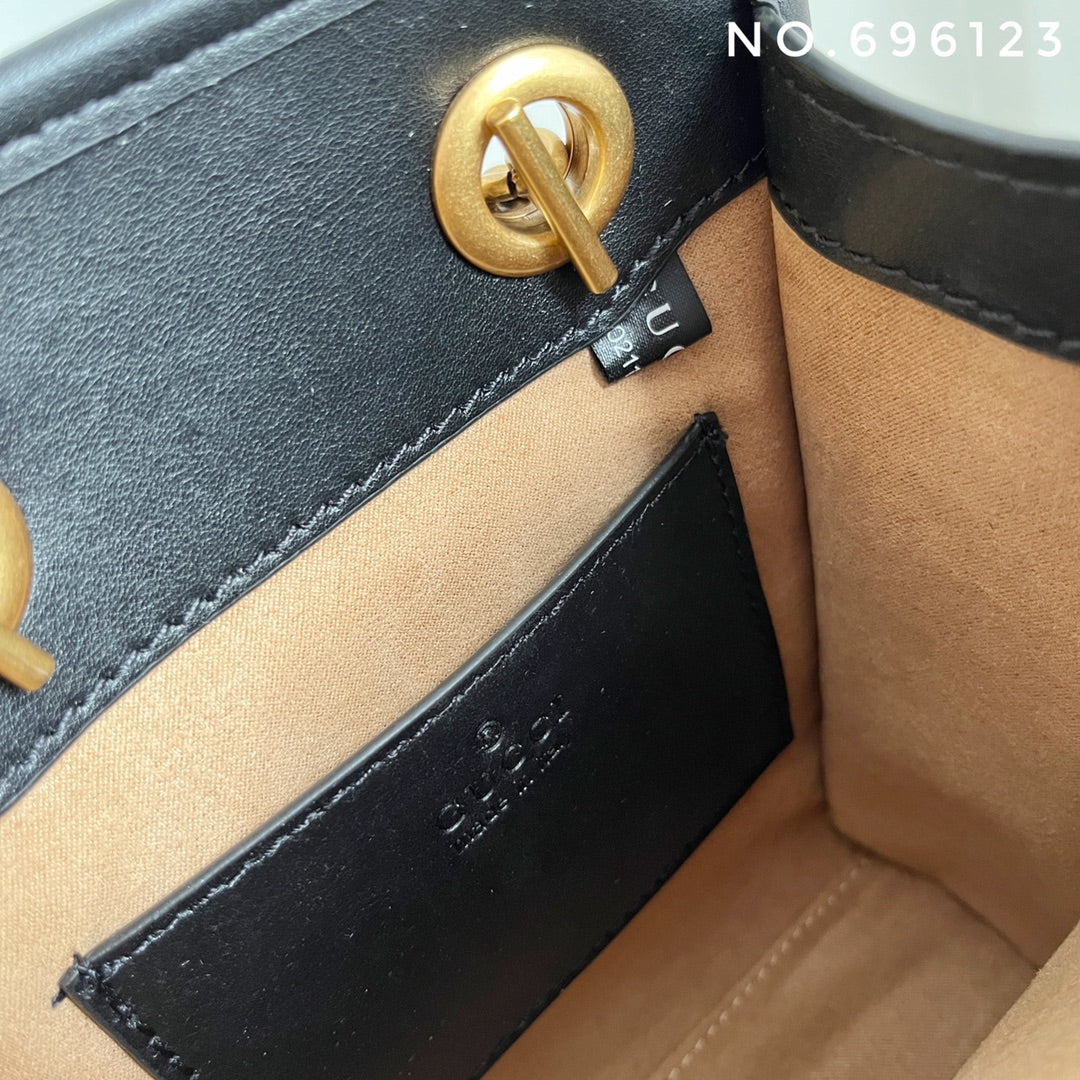 EN - New 1:1 rep Bag GCI 497