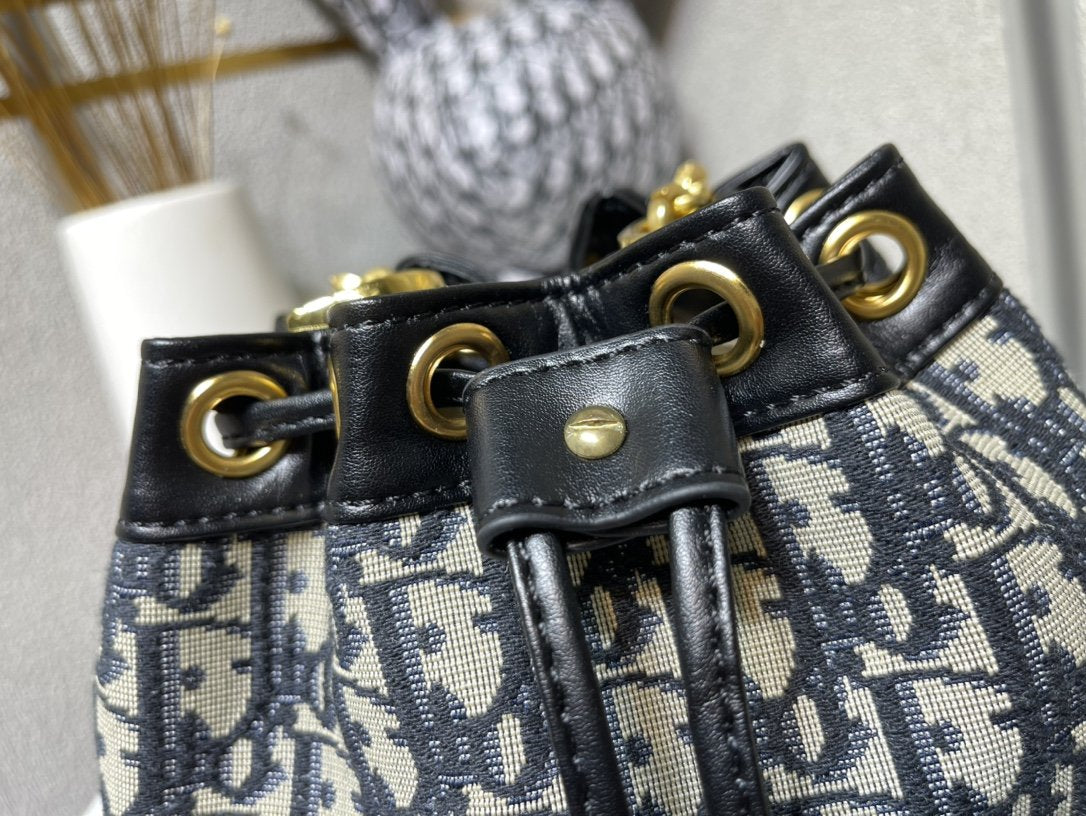 EN - New 1:1 rep  Bags DIR 258