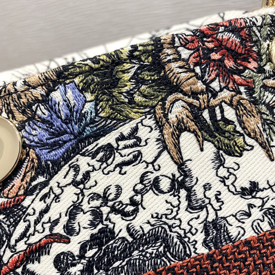 Top Quality MeTop Qualityum Lady D-Lite Bag Latte Multicolor Constellation Embroidery, Latte Handbags, Crossbody Bags, 24cm CD M0565ORHP_M941