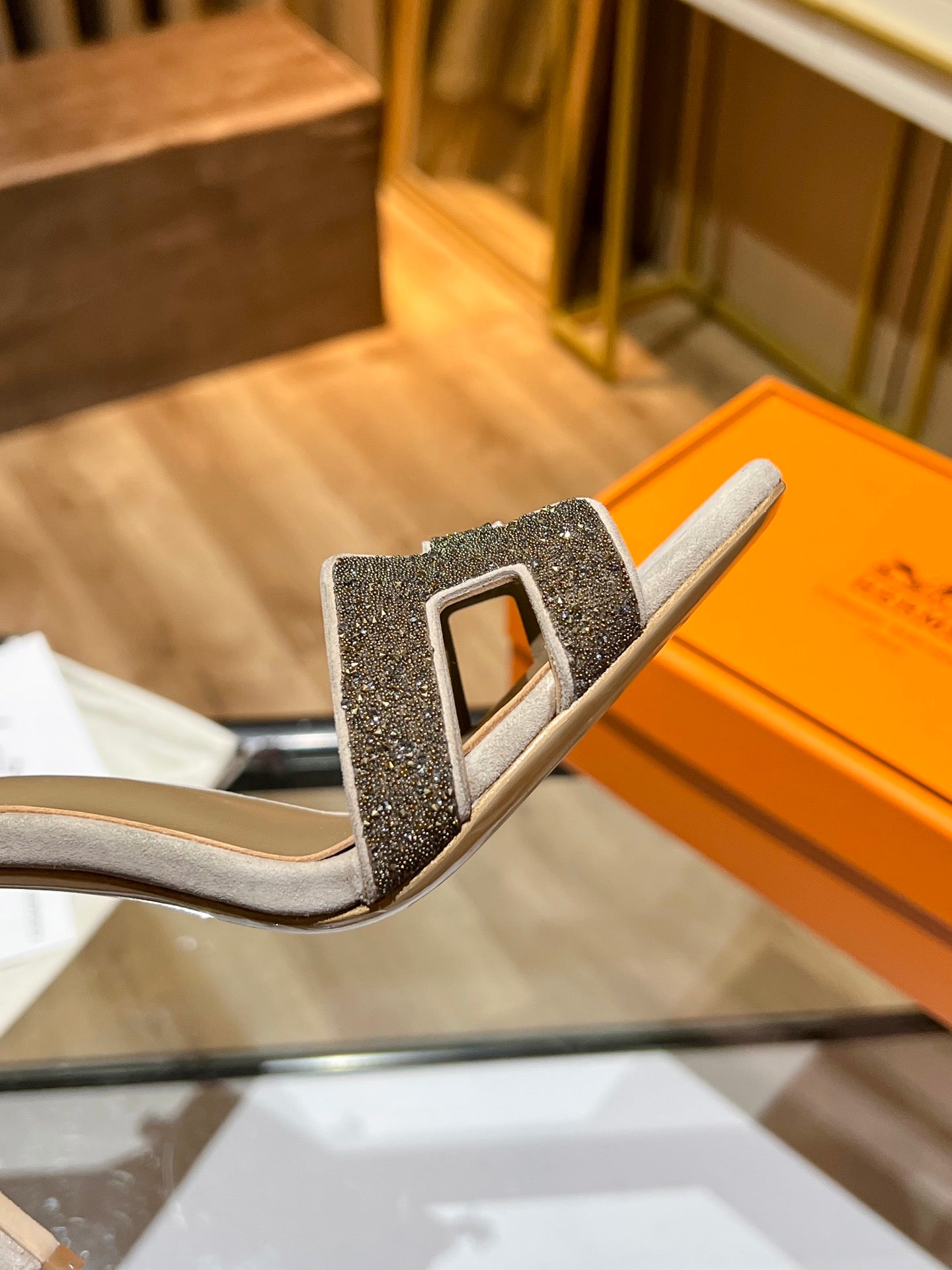 New 1:1 rep HM HIGH HEELS 026
