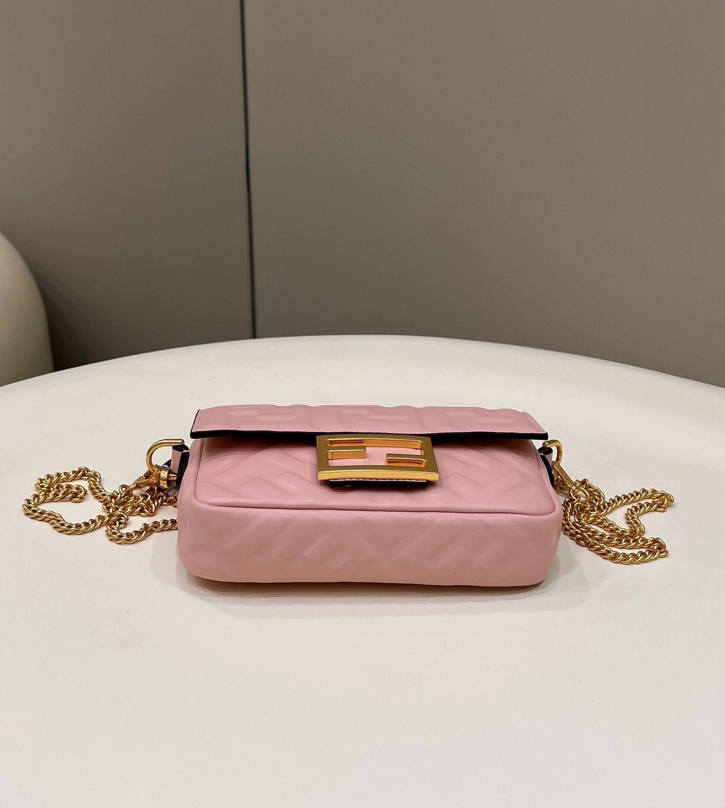 Top QualityTop Quality Baguette Pink For Women, Women’s Handbags, Shoulder And Crossbody Bags 7.5in/19cm FF 8BS017