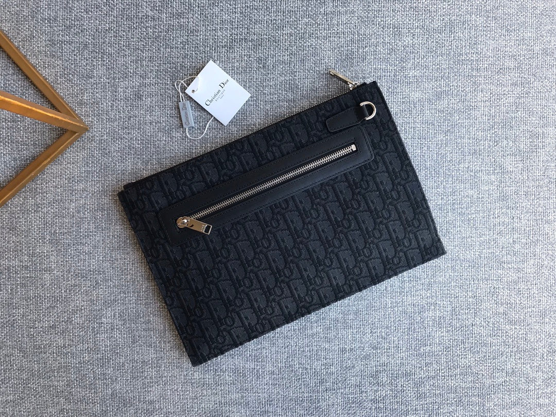 Top Quality A5 Pouch Black Unisex 10.5in/27cm CD 2ESCA338YSE_H03E