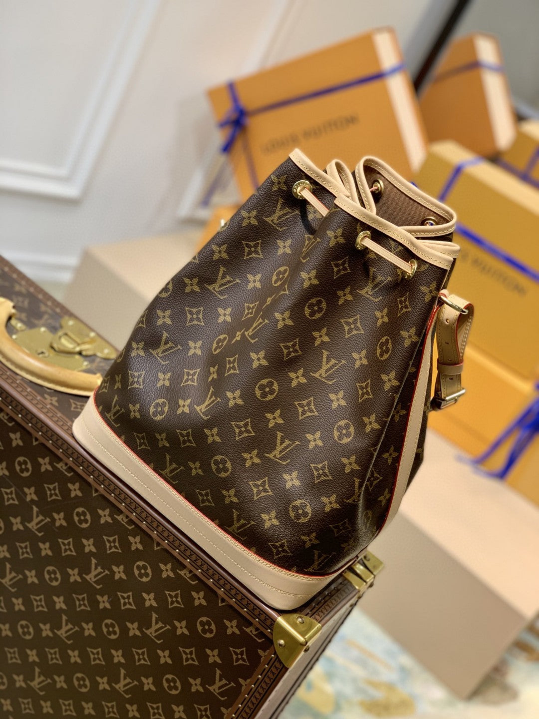 Top Quality Noé Bucket Bag Monogram Canvas For Women,  Shoulder Bags 13.4in/36cm Top Quality M42224