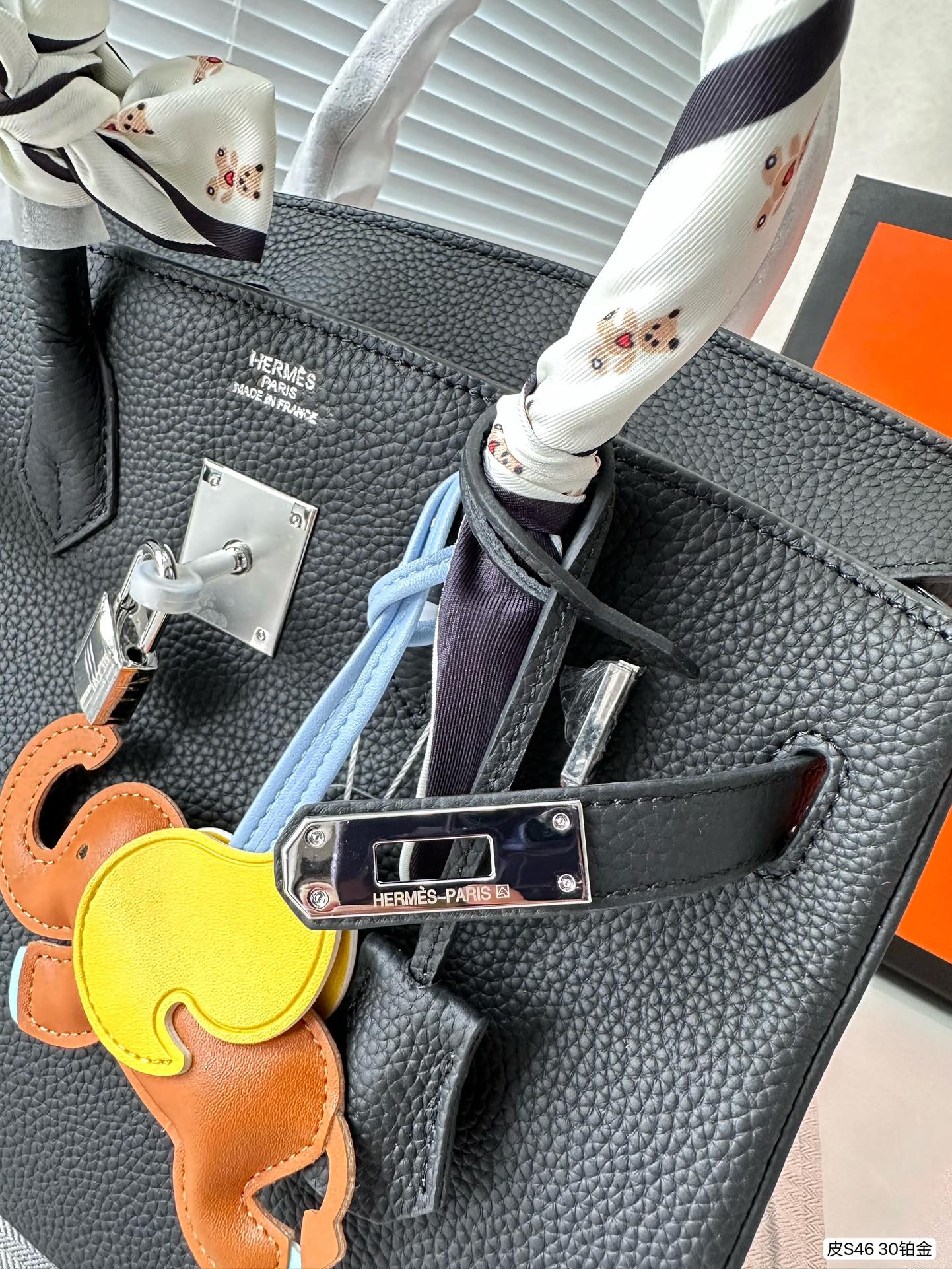 EN - New 1:1 rep  Bags HM 149