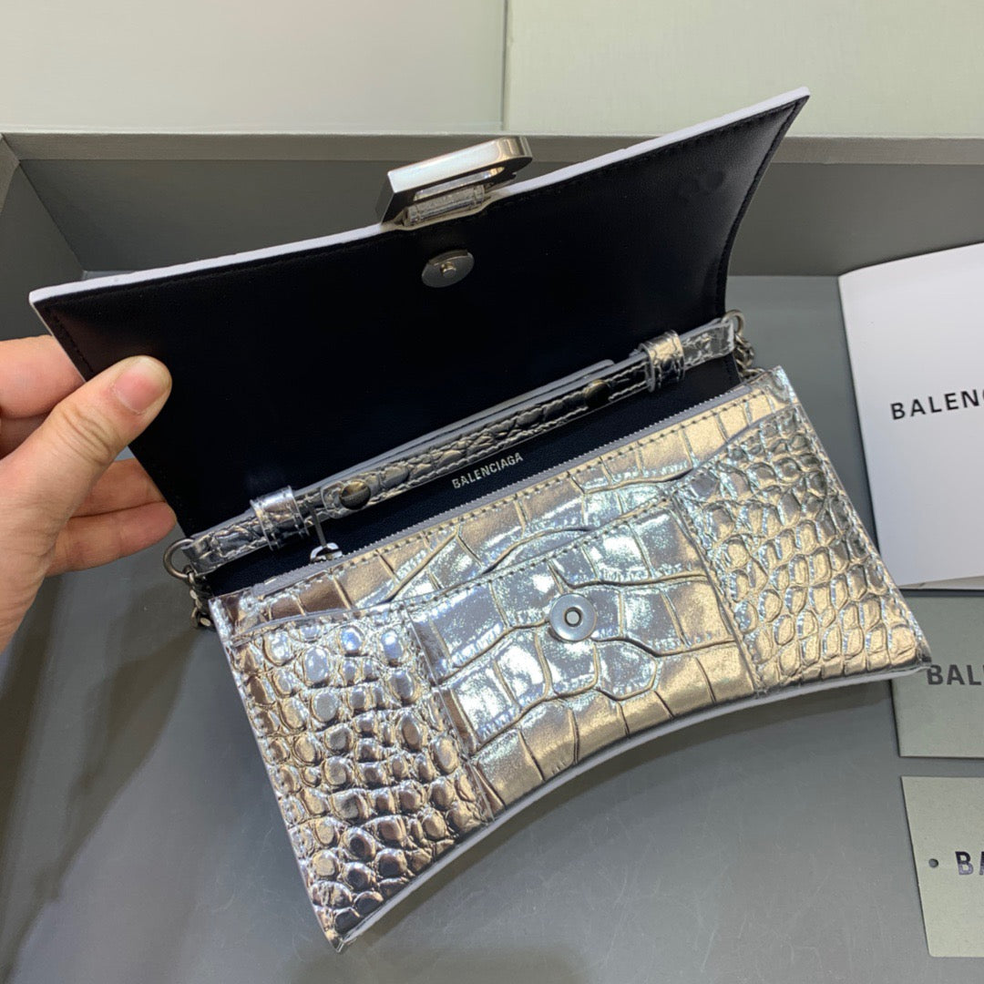 Top Quality Hourglass Wallet On Chain in Sliver, For Women,  Bags 7.6in/19cm 6560501S4CY8110