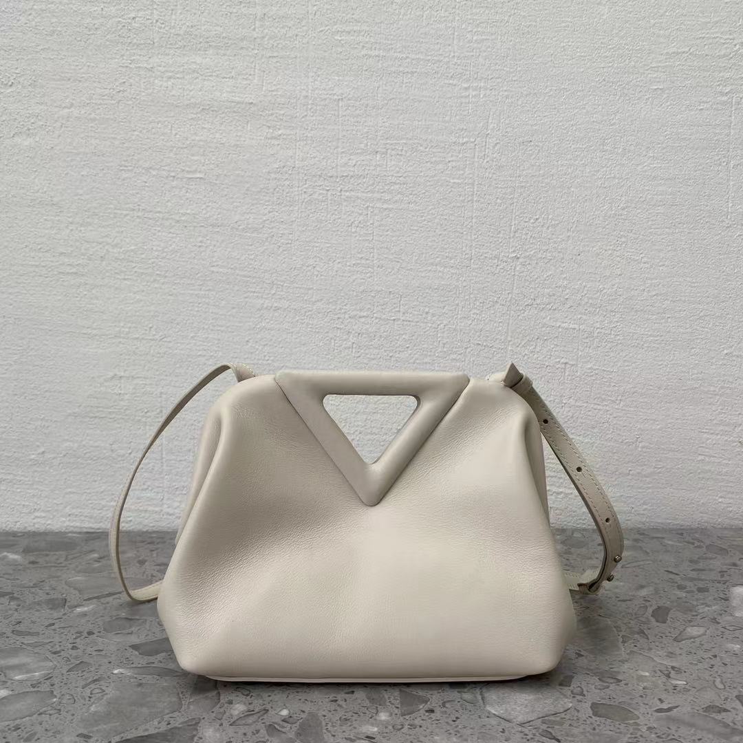 Top Quality Point White, For Women, Women’s Bags 8.6in/22cm 658476VCP409137