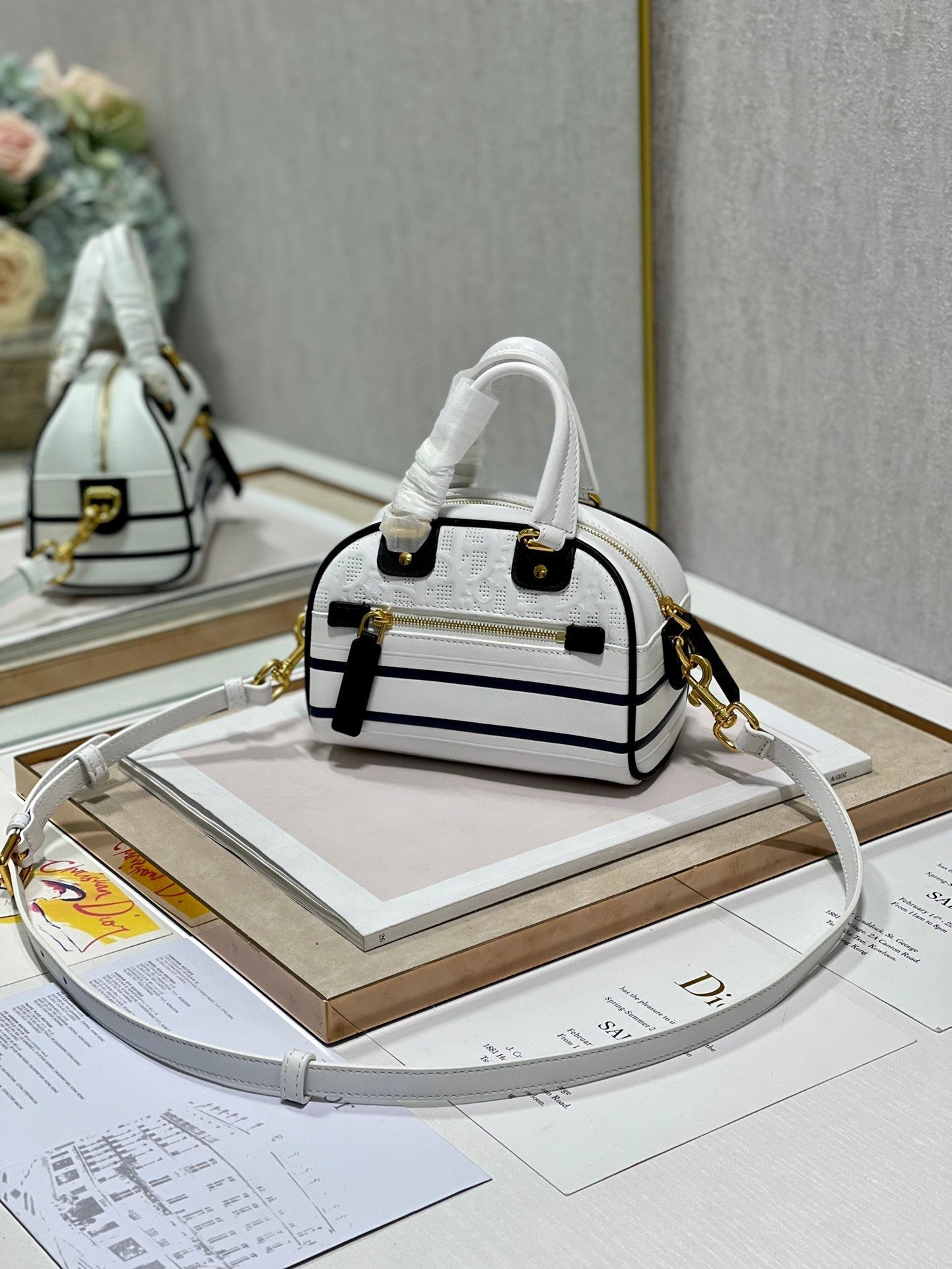 Top Quality Mini Vibe Zip Bowling Bag, White Handbags, Bowling Bags, 17cm CD