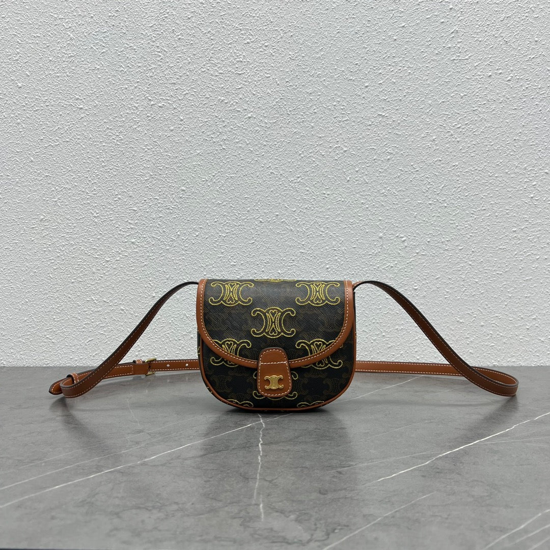 Top Quality Mini BesaTop Quality In Triomphe Canvas With Triomphe Heart Embroidery Brown For Women 6in/15cm 196702ECK.04LU