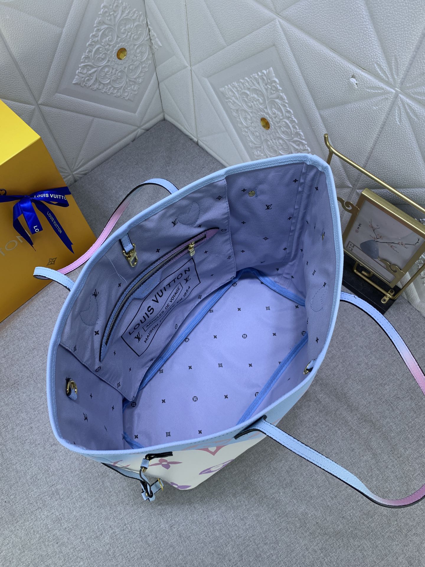 EN - New 1:1 rep Bag LUV 651