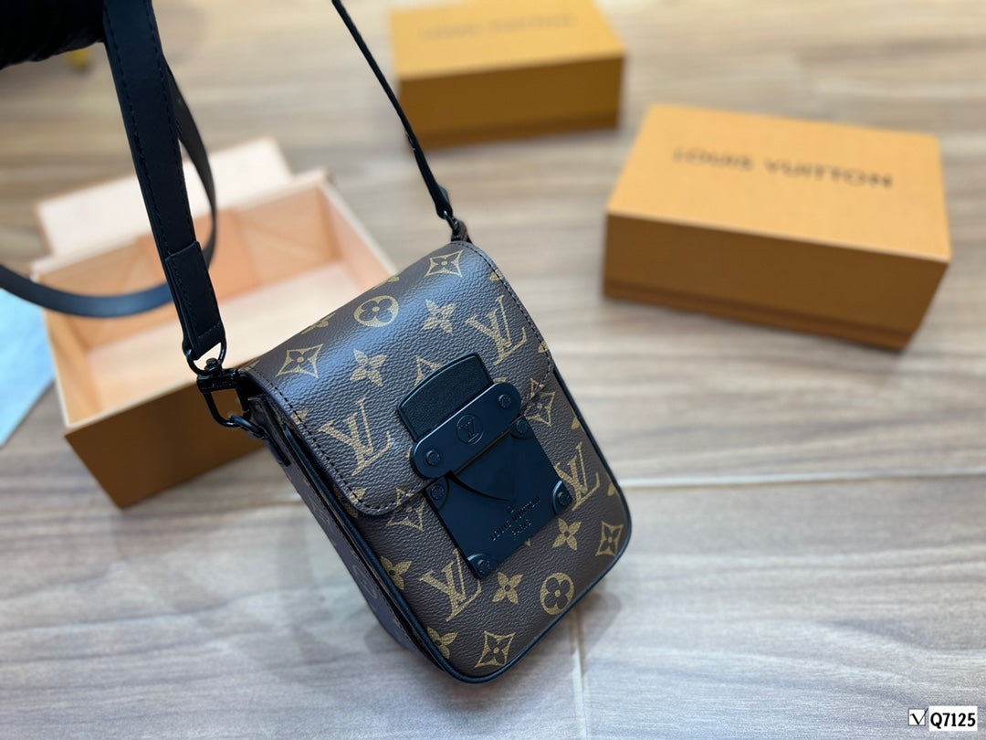 EN - New 1:1 rep Lux Bags LUV 553