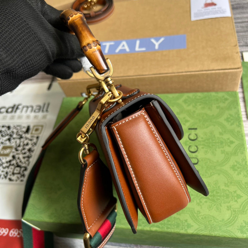 Top Quality -  Bags - 957