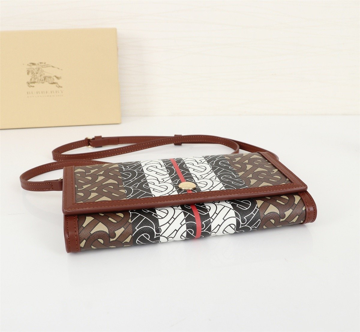 EN - New 1:1 rep  Bags BBR 025