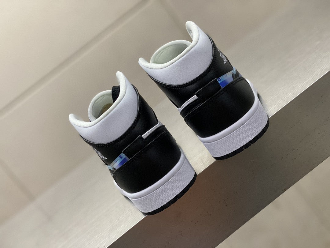 Top Quality Jordan 1 Mid Wmns ‘Hologram’ Black For Men DR9495-001