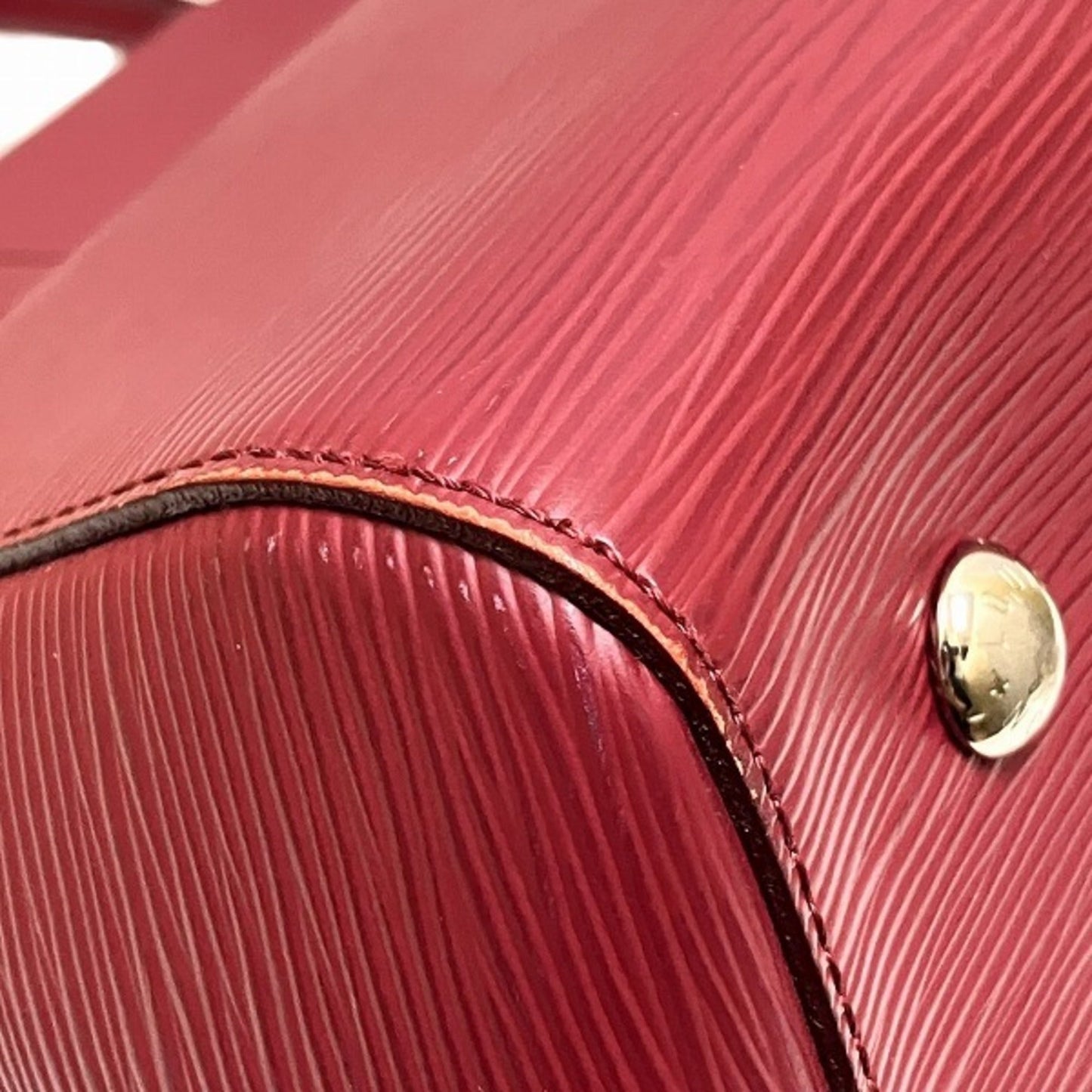 Louis Vuitton Epi  Leather Handbag Shoulder Bag
