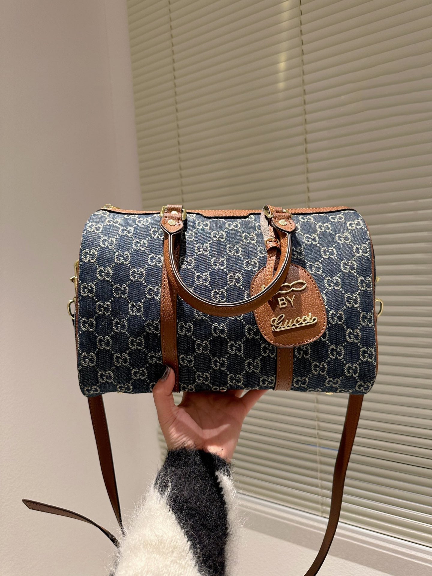 EN - New 1:1 rep  Bags GCI 524
