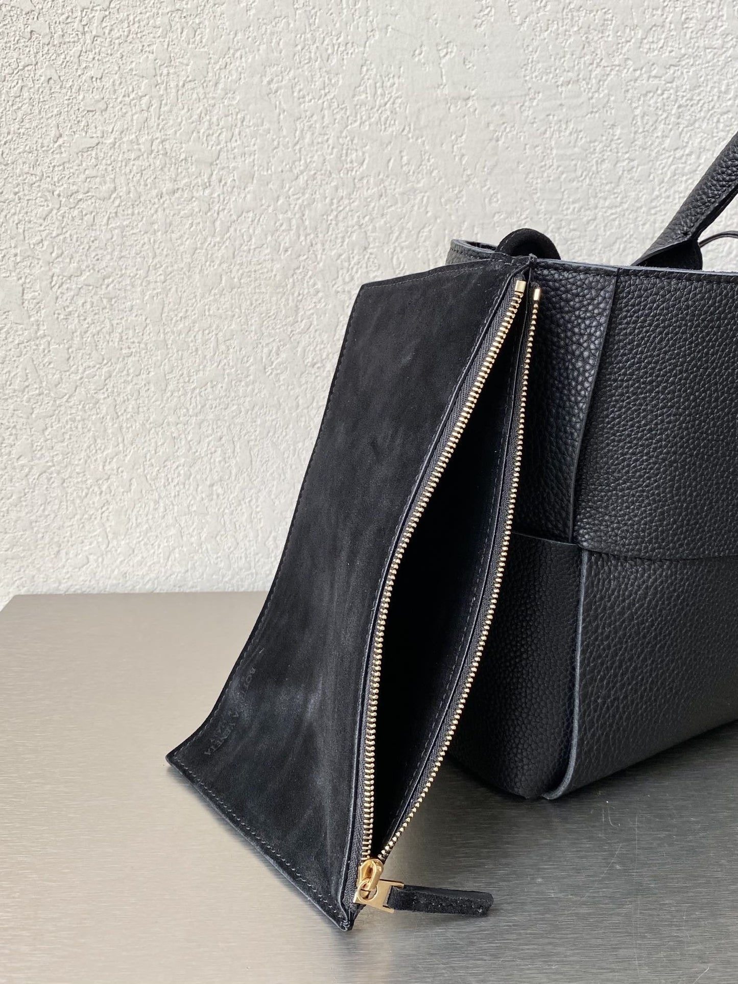 Top Quality Arco Tote Bag For Women 11.8in/30cm In Black 652867VCP118425