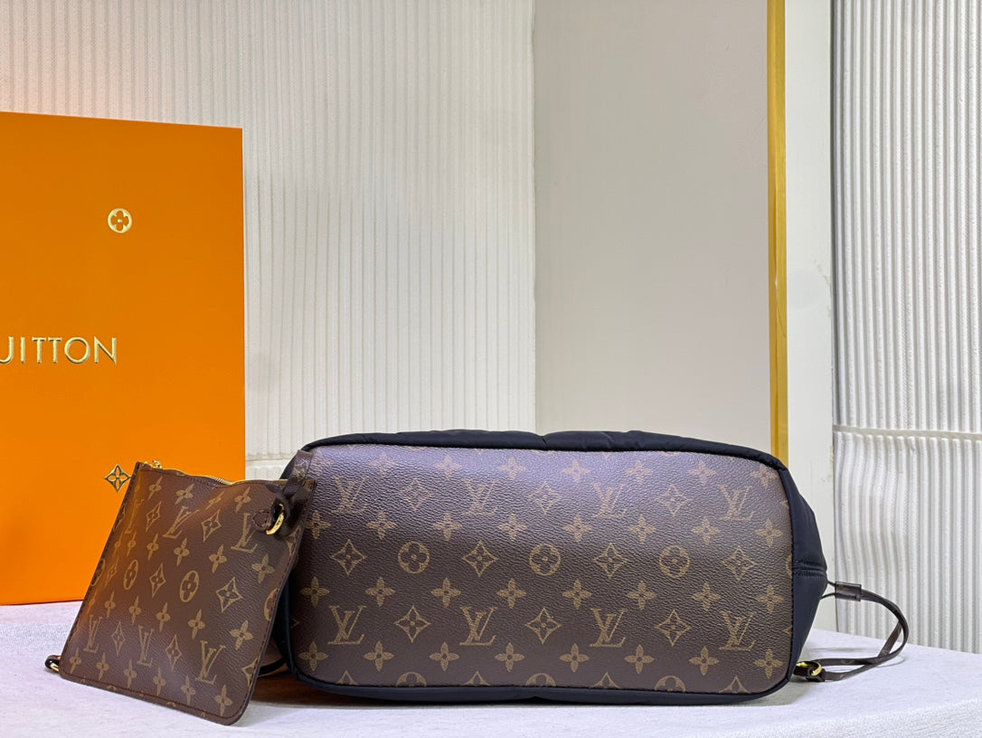 EN - New 1:1 rep Bag LUV 623
