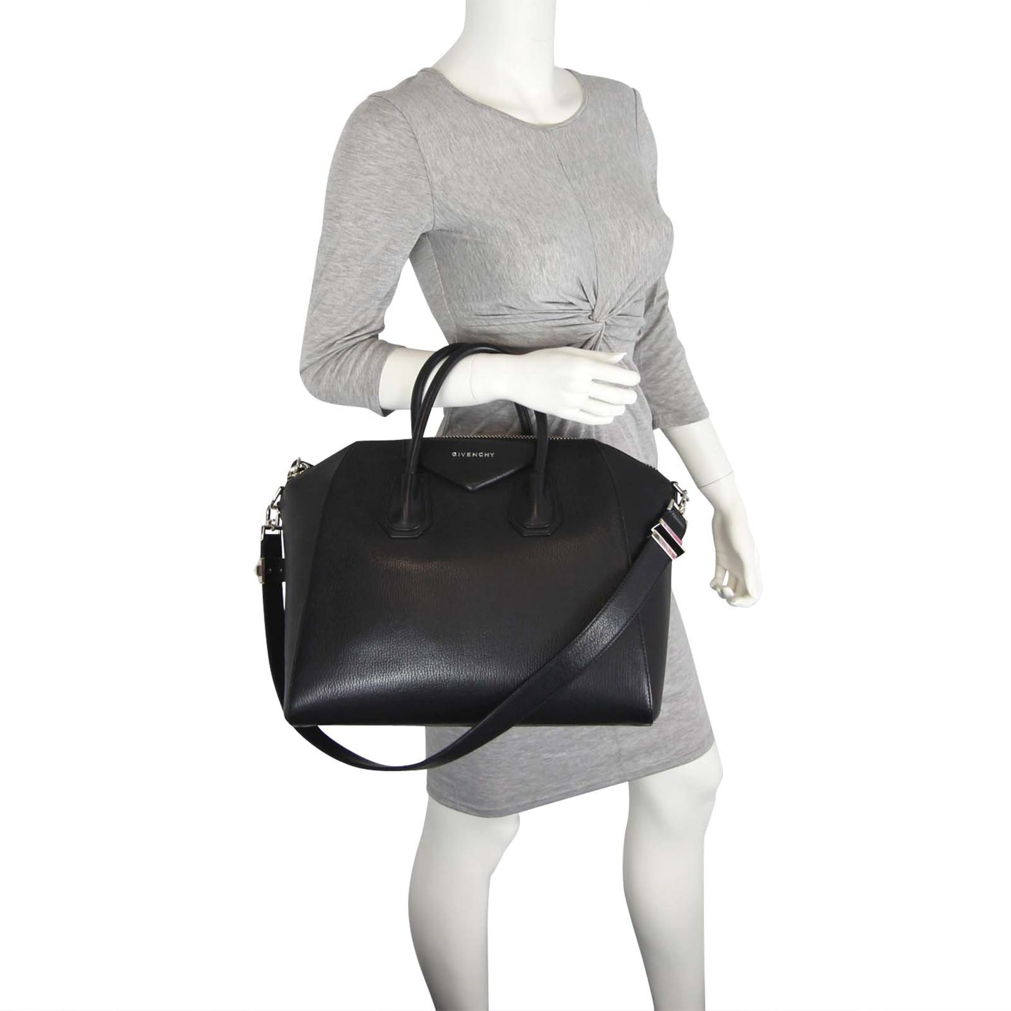 Givenchy Antigona Medium
