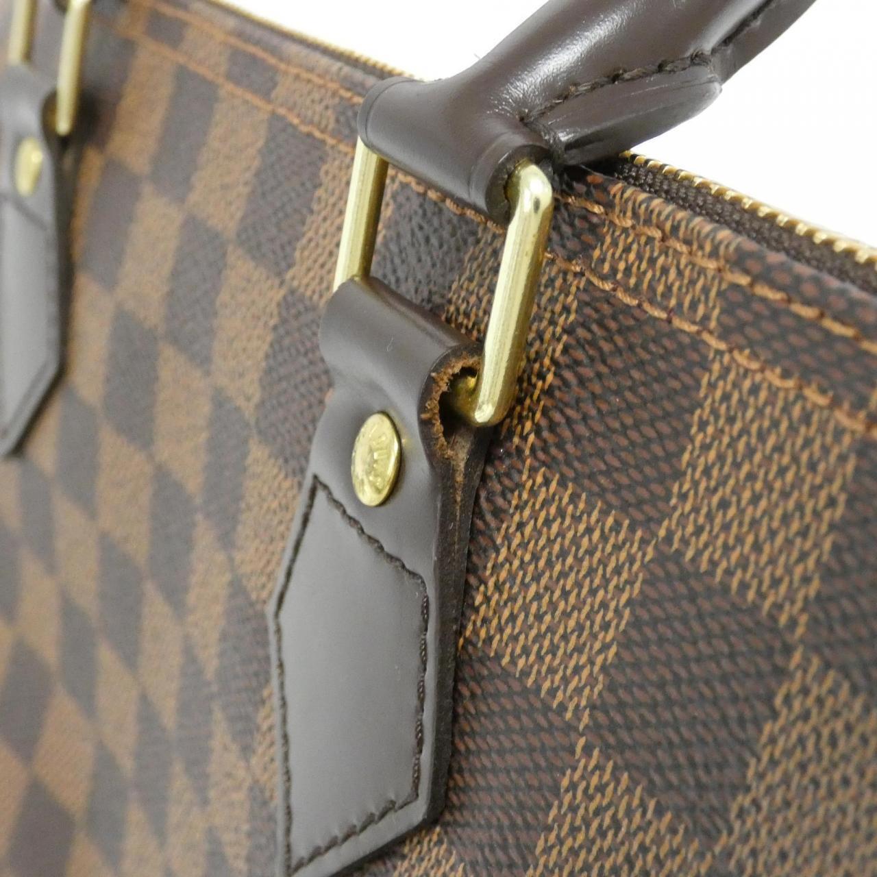 Louis Vuitton Damier Speedy