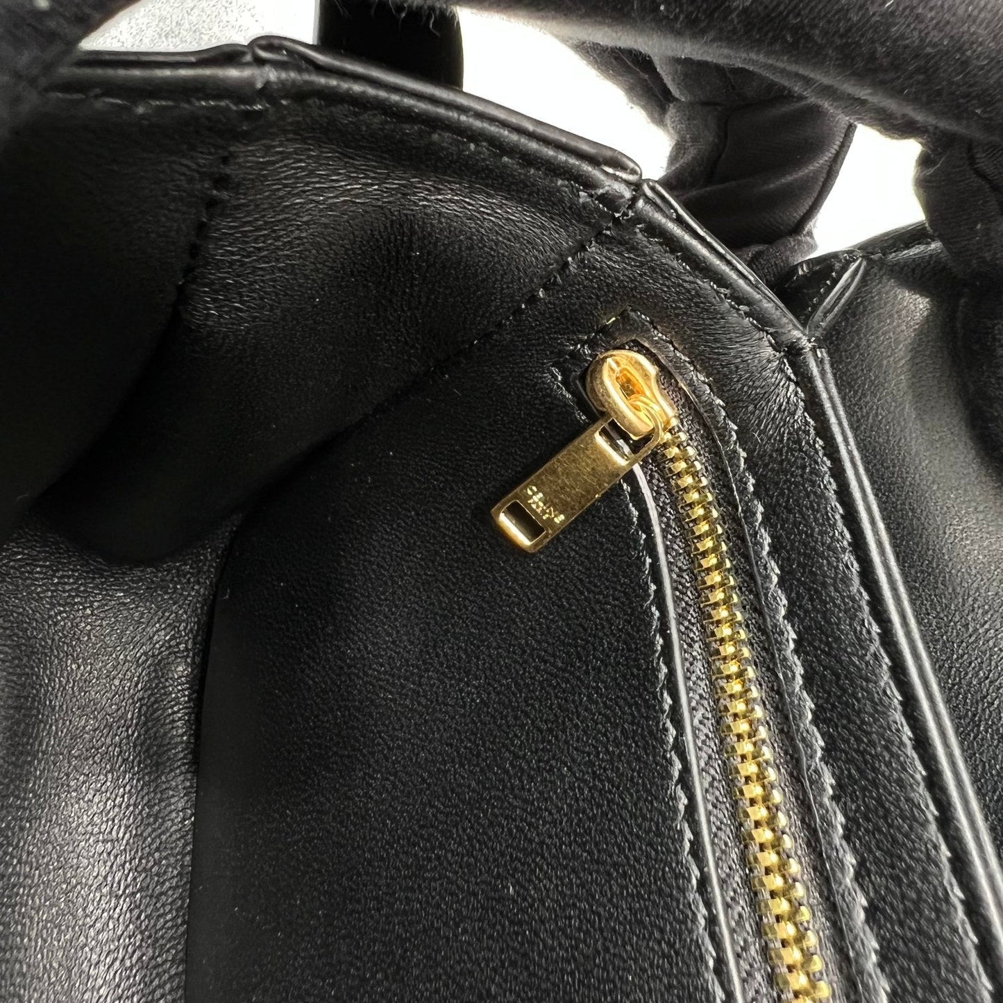Top Quality Classique Cuir Triomphe Bag Black For Women 9in/22cmÂ 
