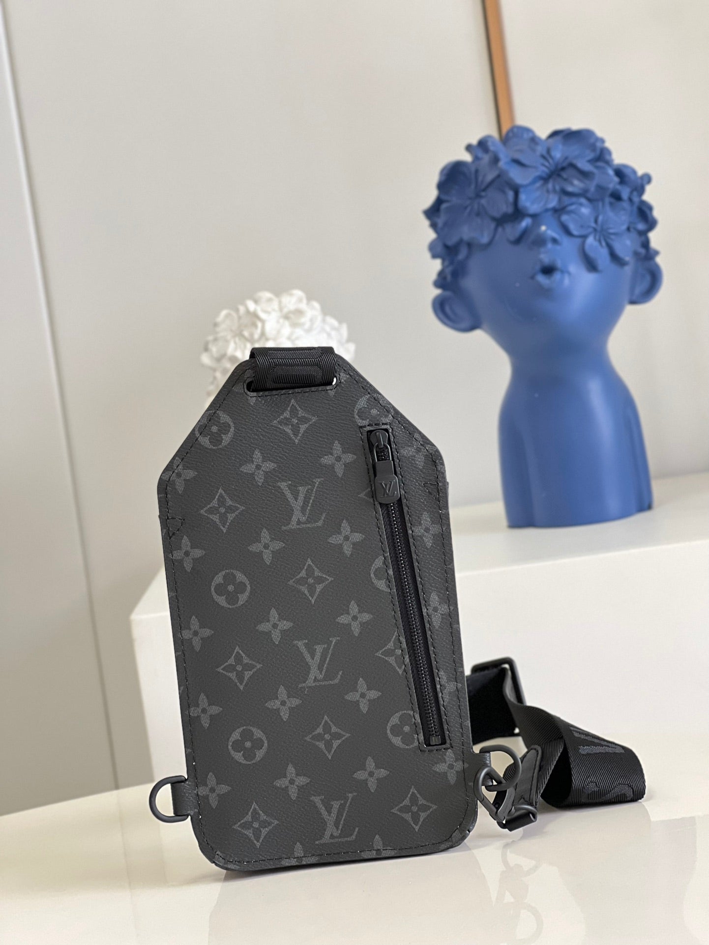 Top Quality Saumur Slingbag Monogram Eclipse Black For Men, Bags, Crossbody Bags 7.1in/18cm Top Quality M45912
